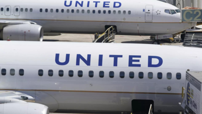 Turbulence, medical scares lead to emergency landing of United Airlines flight, 6 injured