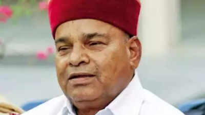Doctor missing in Karnataka governor's convoy ambulance; MP protocol officer suspended