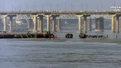 Under-construction Rs 83cr bridge over Ganga collapses partially in UP