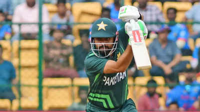 Babar Azam vows to make Pakistan world-beaters after regaining T20 captaincy