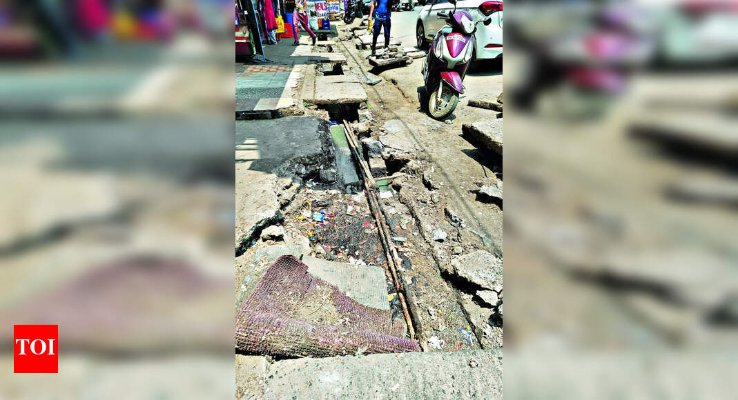 Ooty Udhagamandalam: Open And Clogged Drainage Channels Raise A Stink In Ooty | Coimbatore News - Vimarsana News