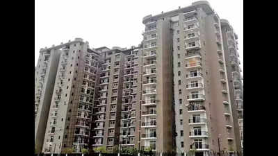 32,000 flats are awaiting registry in UP's Noida, but only 500 done so far