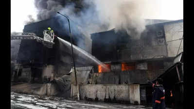 Massive fire guts four chemical factories in Navi Mumbai