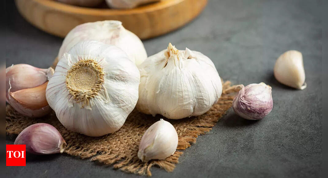 Is Chinese garlic being smuggled into India? Why customs has sounded high alert – Times of India