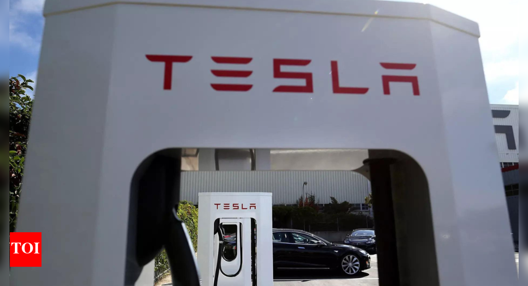 Tesla Q1 auto deliveries fall 8.5%, shares drop sharply – Times of India