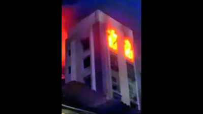 Late-night fire on top floor of Ekbalpore high-rise