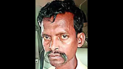 Tribal Leader: Tribal Leader Held For Aiding Maoists: Cops 