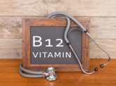 Signs of vitamin B12 deficiency seen in different parts of the body