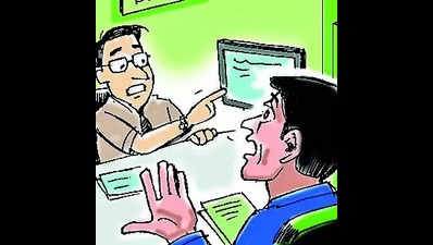 Two Satellite men promise foreign jobs, cheat 15 of 9 lakh