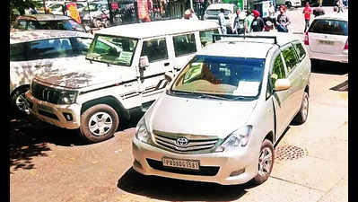 Cabbies red-flag hiring of pvt vehicles for poll duty