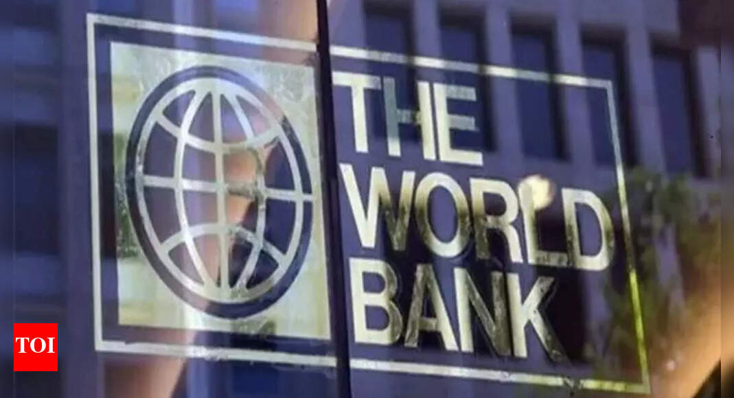 About 10 million people at risk of slipping into poverty in Pakistan: World Bank – Times of India