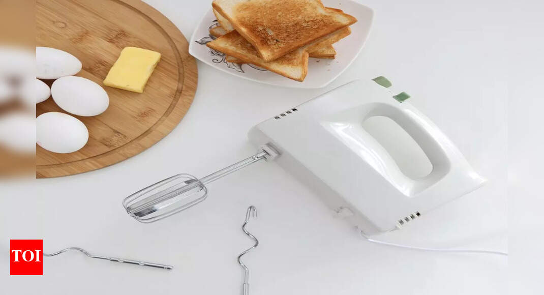 Hand Mixer Vs Hand Blender Which is Better Hand Mixer or Hand Blender