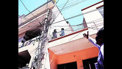 PSPCL, Gmada get notices over buildings touching power lines