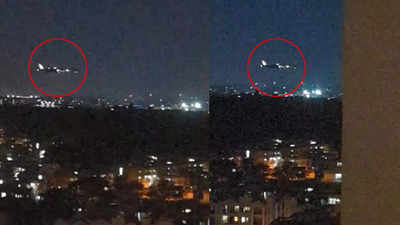 On cam: Mysterious Boeing plane flying at low altitude leaves Bengaluru residents puzzled