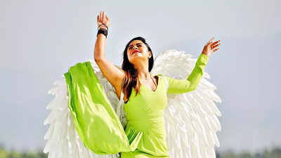 Actress Deepika Das enjoys romantic getaway in Turkey after tying the knot with hubby Deepak