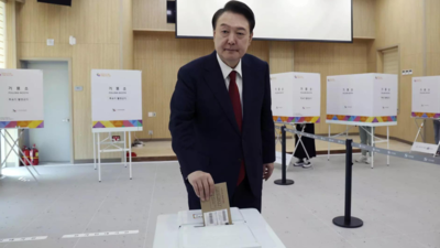 South Korean president casts early election vote
