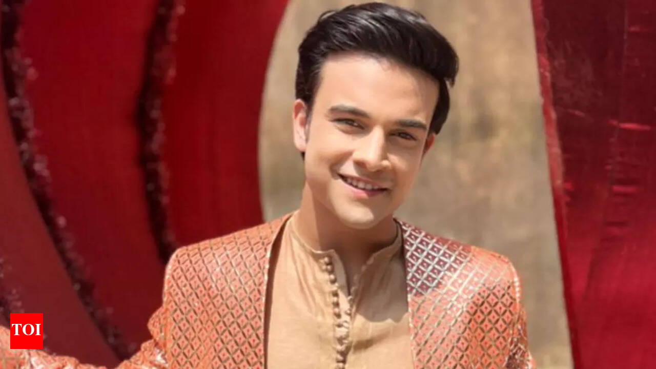 Kumkum Bhagyas Krishna Kaul on completing 5 years in the television  industry, says I owe it to my family and my beloved fans - The Times of  India