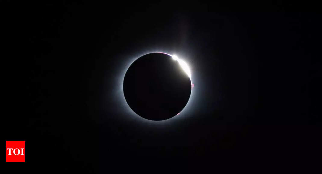 Explaining the 'Diamond Ring' effect of Total Solar Eclipses | - Times ...