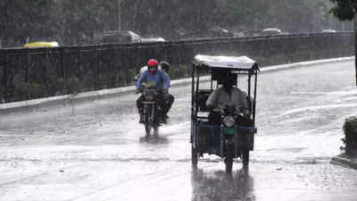 Light rains, thunder hit several areas of Rajasthan