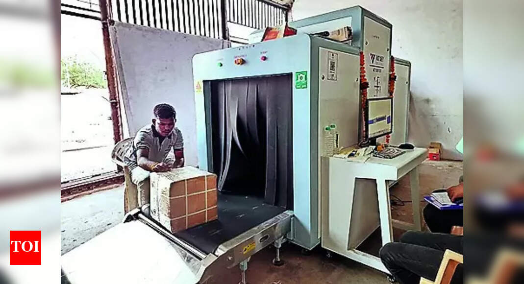 Parcel Scanner Hitech Tunnel Scanner At Cr Parcel Office To Boost