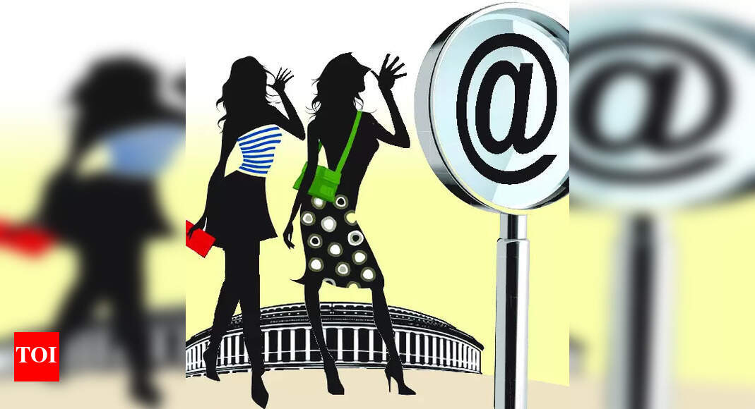 Fake ID: Fake Id On Social Media: Class 10 Girl Threatened | Bhopal ...