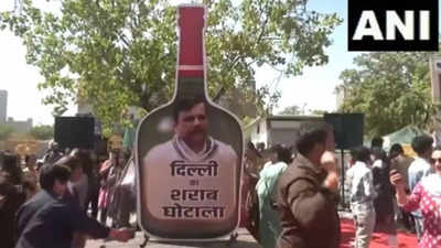 Delhi BJP stages protest seeking CM Arvind Kejriwal's resignation