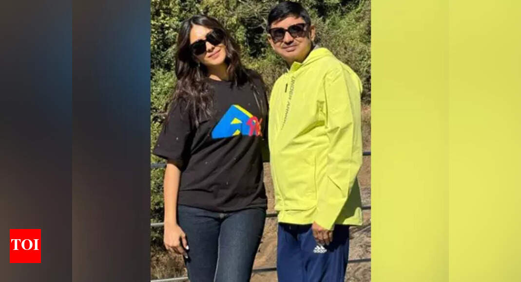 Mrunal Thakur pens a heartfelt note for her father on his birthday ...