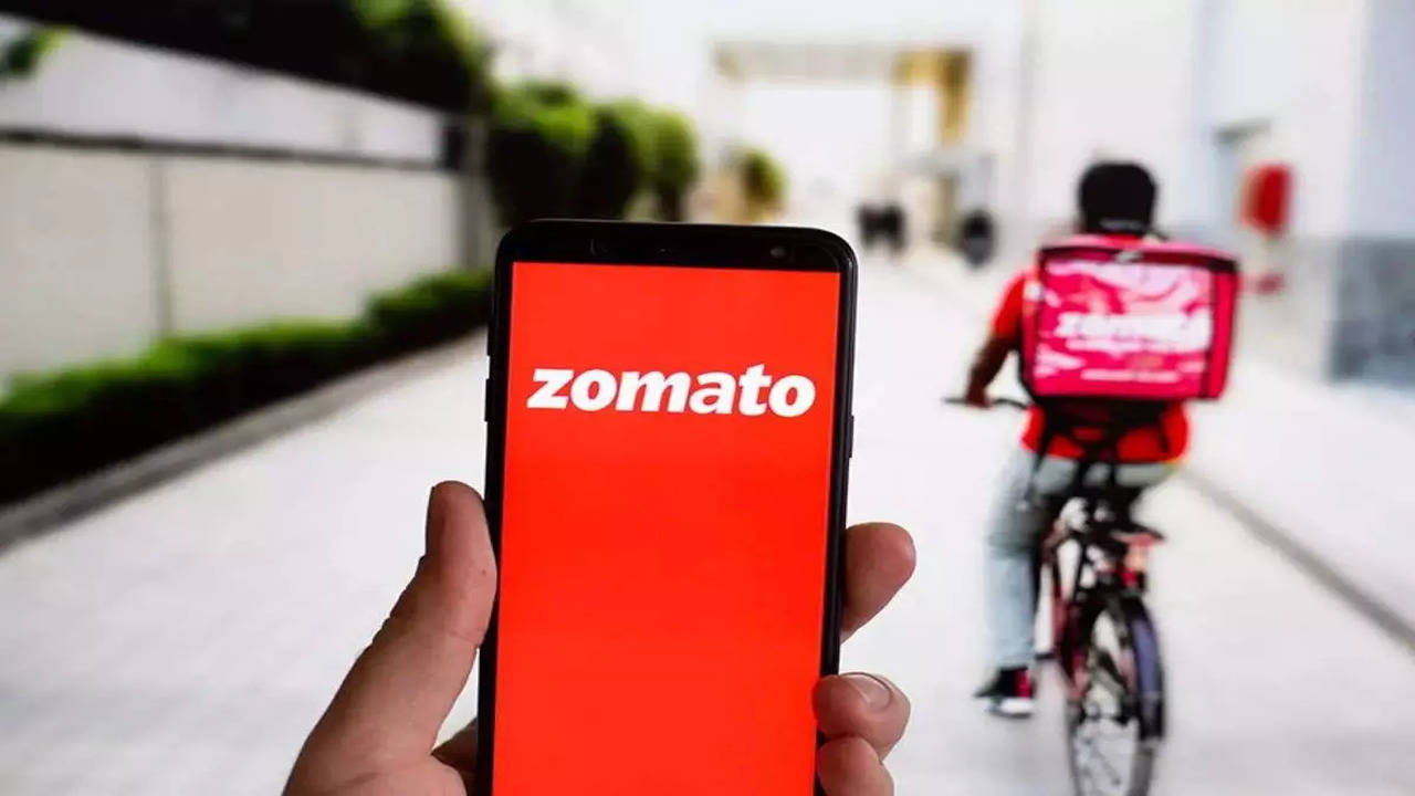 Zomato delists restaurant, bans owner as 10-year-old girl dies after eating  cake ordered online for her birthday - Times of India