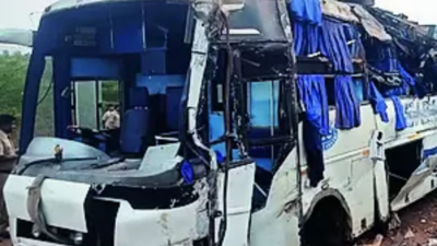 3 dead, 35 hurt after bus topples near Holalkere