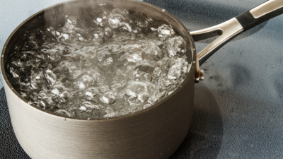 Does boiling water get rid of microplastics?