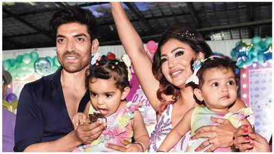 Debinna Bonnerjee and Gurmeet Choudhary’s daughter Lianna strikes the ‘peace’ pose for the camera at her birthday party