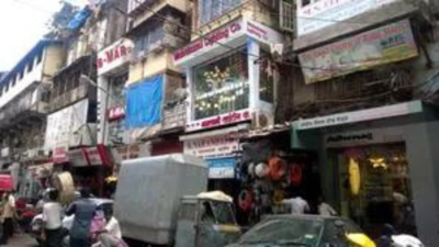 Shops sans Marathi board to pay double property tax