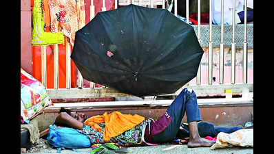 Rags to rashes: Delhi’s 2.5L homeless sweat over summer strike