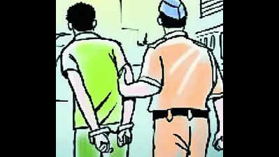 Murder accused escapes Gujarat police custody, caught again in Bhopal