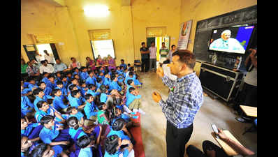 Teachers of govt schools demand promotions for Grade-3 colleagues