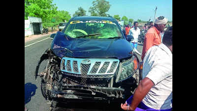 Pregnant Woman: Pregnant Woman, Husband Die, 2-yr-old Escapes As Car ...