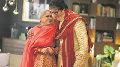 Amitabh Bachchan pens a birthday note for 'better half' Jaya Bachchan, expresses gratitude, says there was 'A quiet family bring in at midnight'