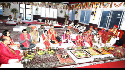 Navratri festivity: Shat Chandi Yagya starts; Vaishno Devi shrine decked with floral arrays