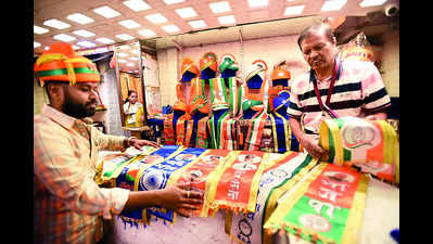 Vendors see scattered demand for poll merchandise
