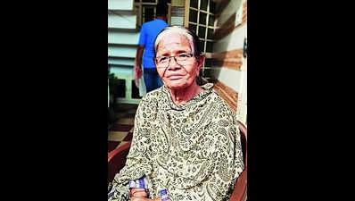 Caught on camera: Elderly woman robbed in Patiala