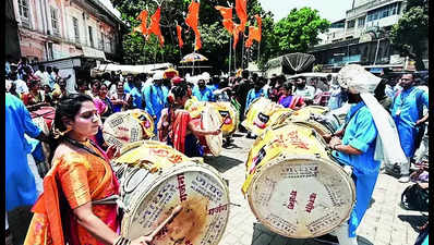 Processions, crowded shops liven up streets on Gudi Padwa
