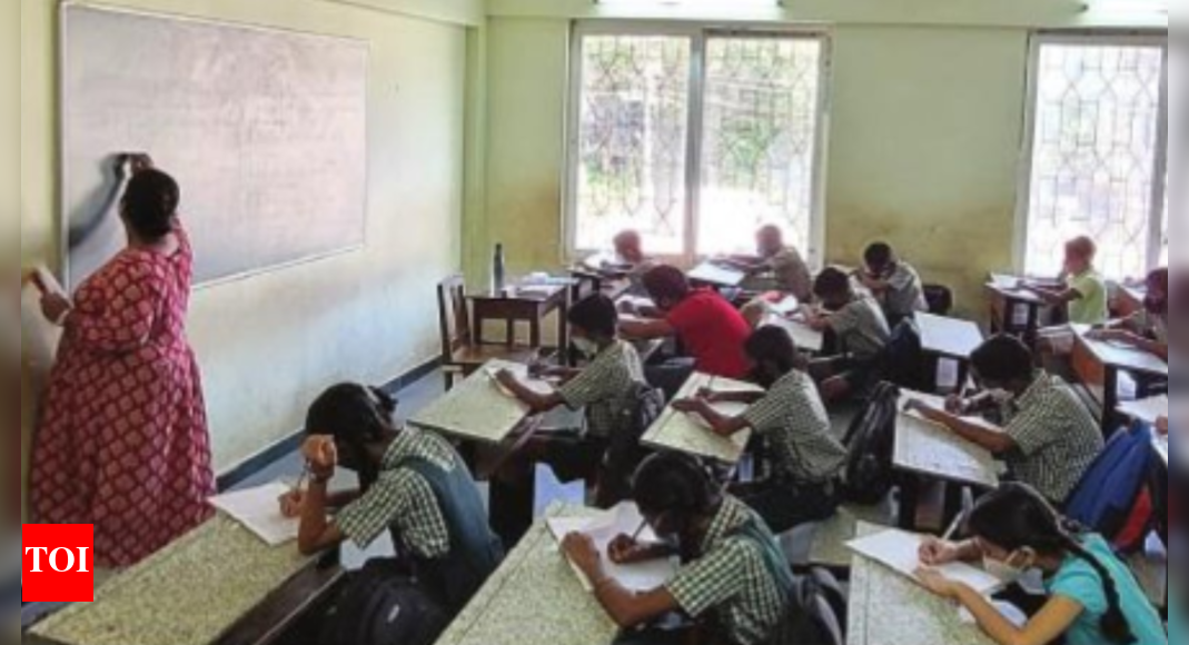 Vacancies push Centre to drop Goa primary teacher pay aid 15% | Goa ...