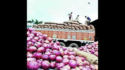 Auctions paused, onion supply from Nashik to parts of country stops