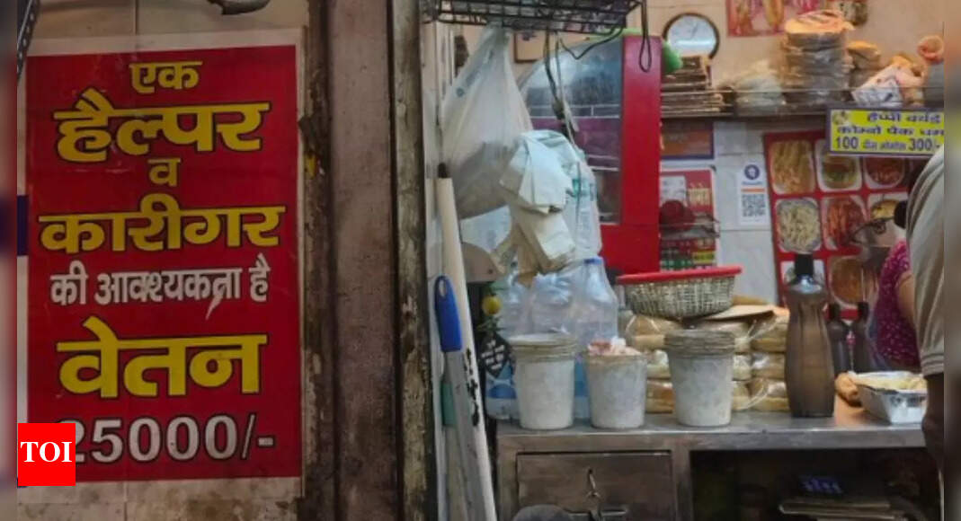 'Paying better than TCS': Rs 25,000 salary | Momo eatery job post goes