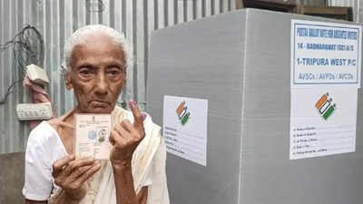 Centenarian Tripura woman casts vote at home