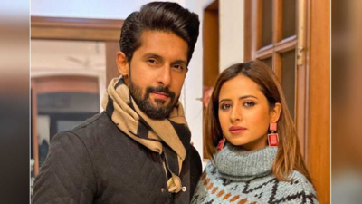 Ravi Dubey and Sargun Mehta add yet another milestone to their incredible journey with Badal Pe Paon Hai