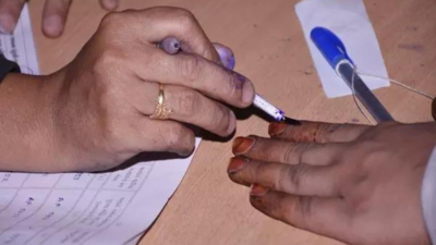 Pune district hosts highest registered voters in Maharashtra