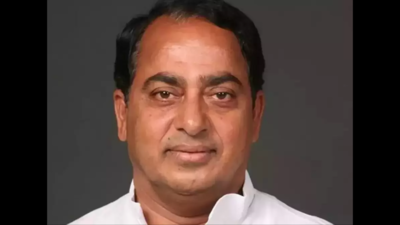 Congress: Cong Netas Stonewall Brs Leaders’ Entry | Hyderabad News ...