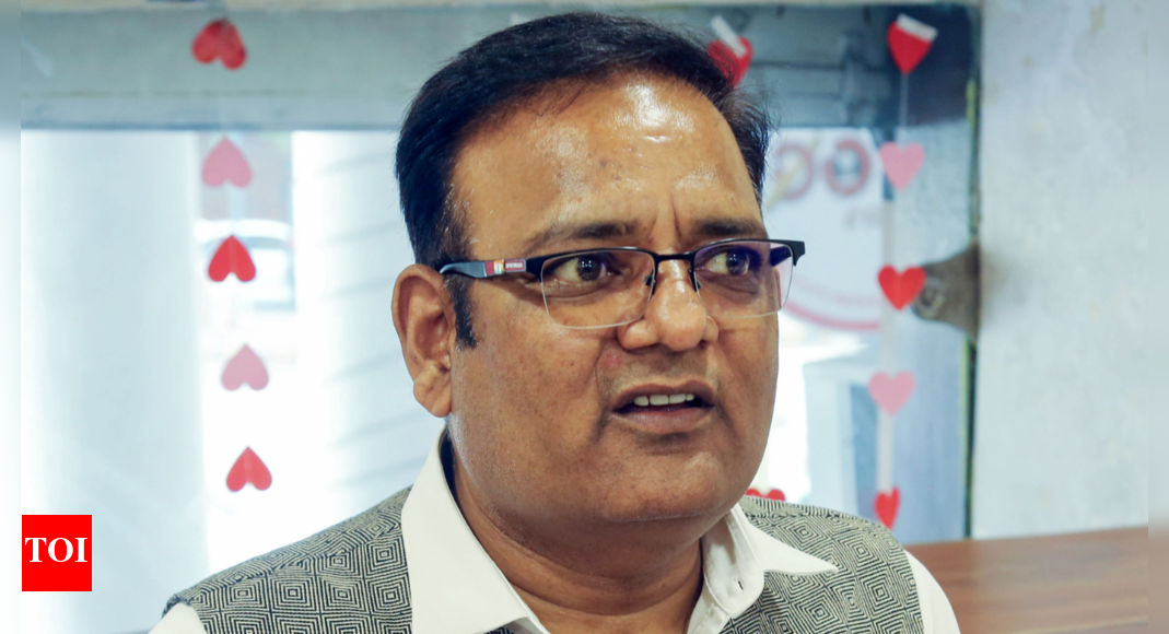 Resignation: Political Haze: Why Resignation Of Anand Is Lost In Bermuda Triangle | Delhi News - Vimarsana News