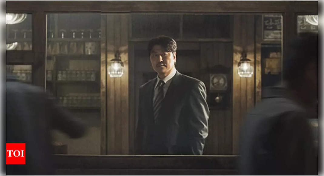 Song Kang Ho Exudes An Intriguing Vibe In Latest ‘Uncle Samsik’ Poster ...